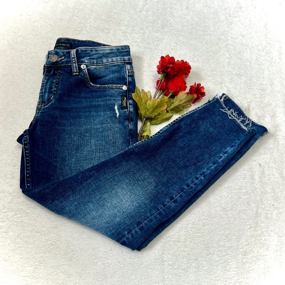 Silver Suki Skinny Crop Raw Hem Jean - Size 26